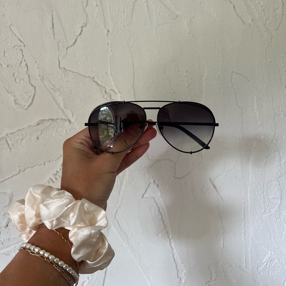Aviator sunglasses DIFF
